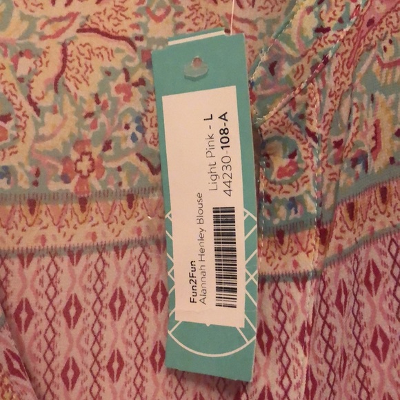 Fun2Fun | Alannah Henley blouse NWT - Picture 4 of 5